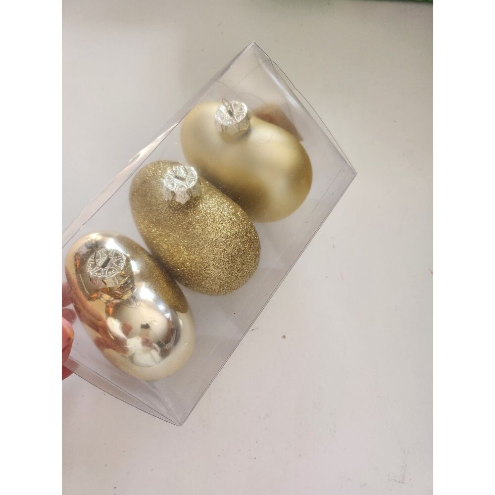 Set of 3 Gold Heart Shaped Christmas Ornaments B19